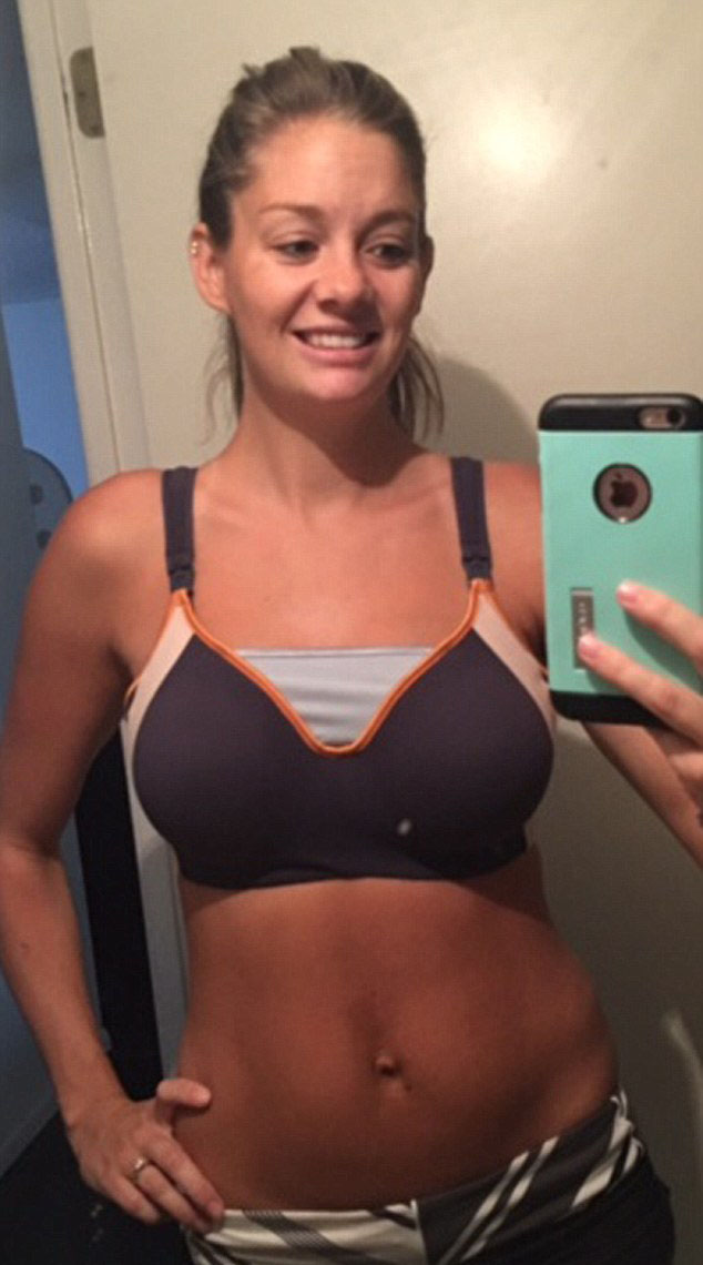 ���DŮ���ڈԳ�呟� ����̥10���֏ͽ�������