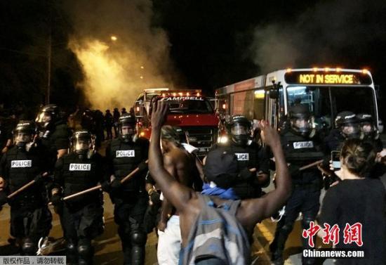 һЩ���h����ؓ(f��)؟(z��)�S������ķ�������Ͷ�S����ƿ���������������Ɖ�ͣ�ڬF(xi��n)��(ch��ng)�ľ���܇�v��