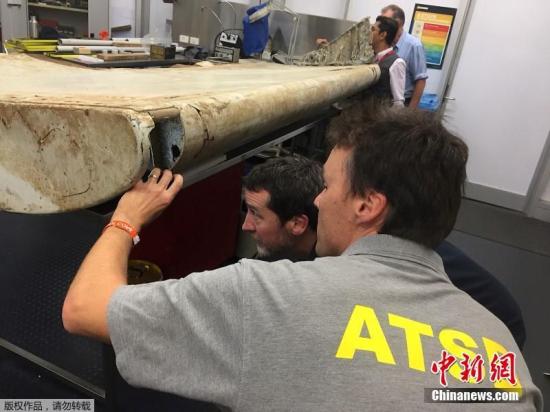 ���Y�ψD:2014��3��8��,�R��MH370�ڏļ�¡���w��������;��ʧ(li��n)���R������������2015��1��29����ʽ��������ʧ��,���ƶ��C(j��)��239���˿ͺ͙C(j��)�M�ˆT�����y��