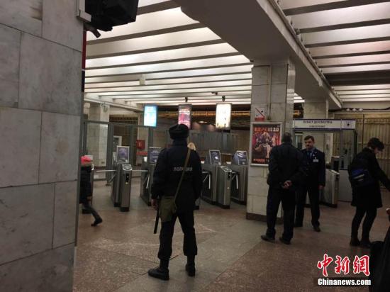 ���ؕr�g4��4��,���_˹ʥ�˵ñ����_�ֵ��Fվ��,����֘�Ѳ߉�����޾� �z