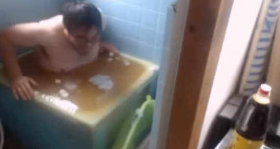 �ձ��W�t�����ռ�100ƿ��Һ ֱ������ԡ�W�Ѷ�����