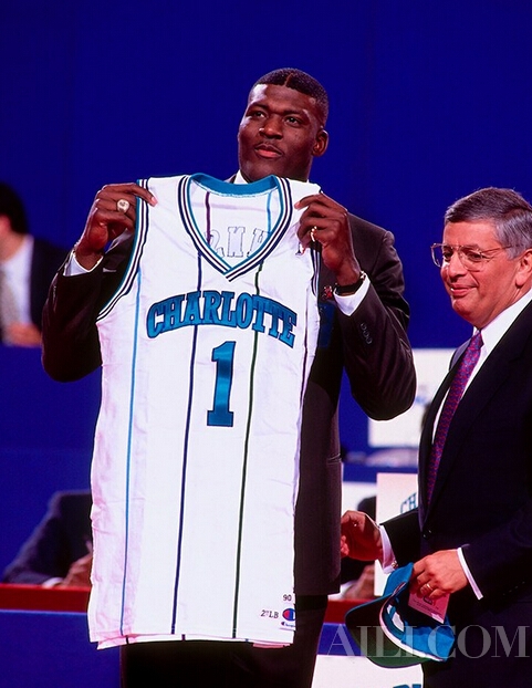 ��D��Ⱥ˽���ӱ�� NBA��Ԫ�����Ʈa