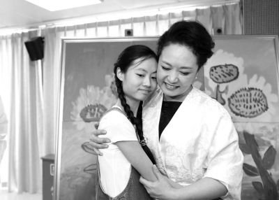 �������c�ª��Y��ͯ�ڡ����տ�����Ʒǰ��Ӱ���D/�����К�