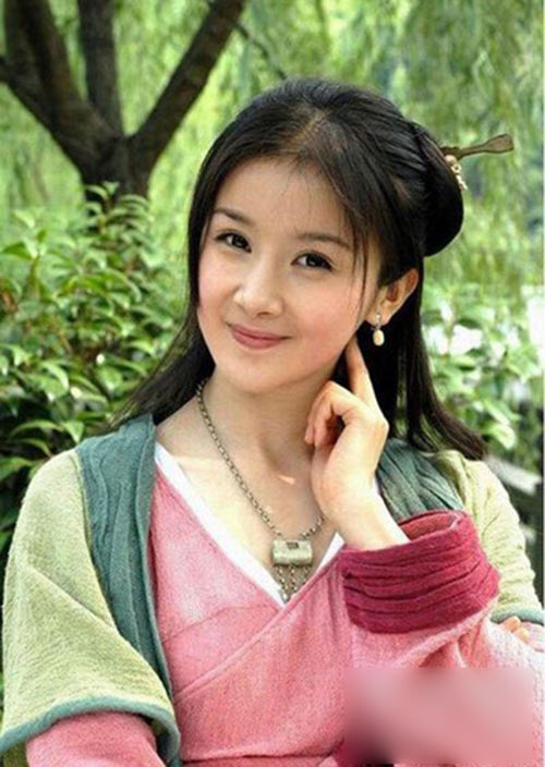 ����Ƴ��ݡ���������ʮ���һ��� Ů�ǽ^�����b����