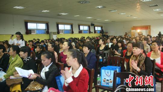 ���_(t��i)�ɰ��׃��������Һ���̽ӑ�W(xu��)ǰ����