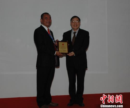 �V�|ï���_�̅f�����ߌ����±O�¾�������B�Ε��L