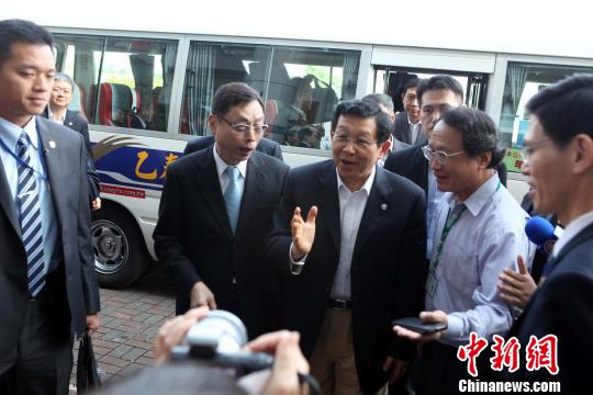 ꐵ���L���|�r�ƈ@�^:��̓���У��ի@�ܴ󣨈D��