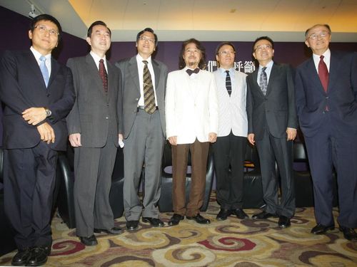 �����Ո󣺃ɰ�Ҫ���o��(w��)����ӑ����һ�мܘ�(g��u)��