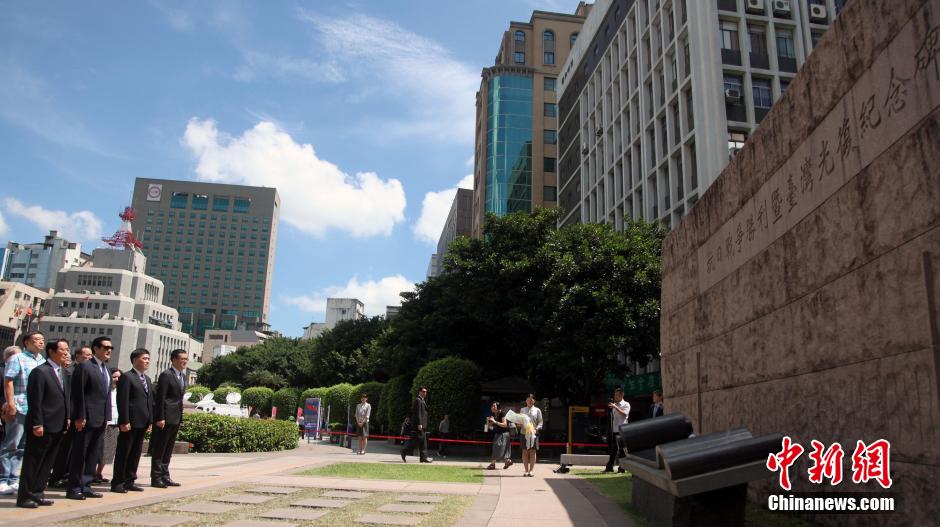 7��7�գ��_�������I�����RӢ�����_����ϯ�������������_����ͼo����չ���_Ļʽ��