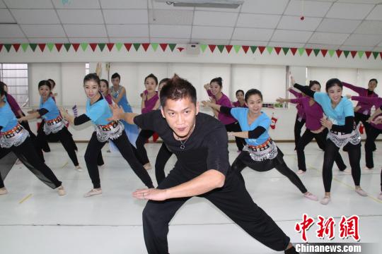 �����������g�赸�����F���M�_��У�@