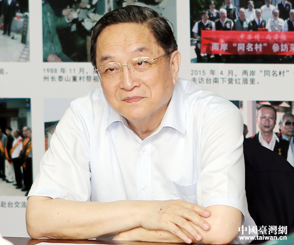 �����ڏB�T�к���^�ླྀ��Ժǰ���ϯ�ɰ���ͬ���塢���B�ġ��������