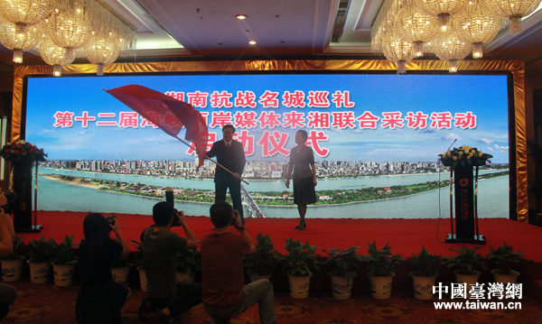 �ɰ�����ý�wӛ��������̽���vʷ�еĿ��𼚹�