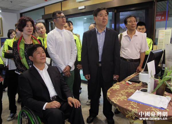 ���ڰˌ����A�Ļ���܇���������������`֮��������ˇ�g(sh��)�F(tu��n)���^���L���_�����隈�ϸ��������(hu��)