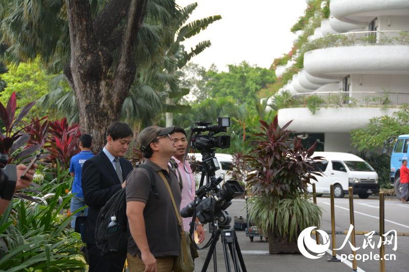 �ɰ��I���˕��挢��7�����¼����e�С���ý�w�����@��ͨ���M�뷱æ������B��������Wӛ�߶Εԉ����S誔z��