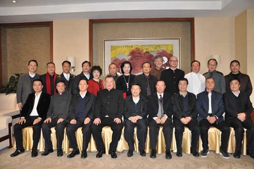 �ɰ��ֵܹ�Ԓ������x׷���ƽ�yһ