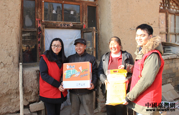 ��¹���������ϵؚ����ͥ ð����ɽ�����(zh��n)�͜�ů