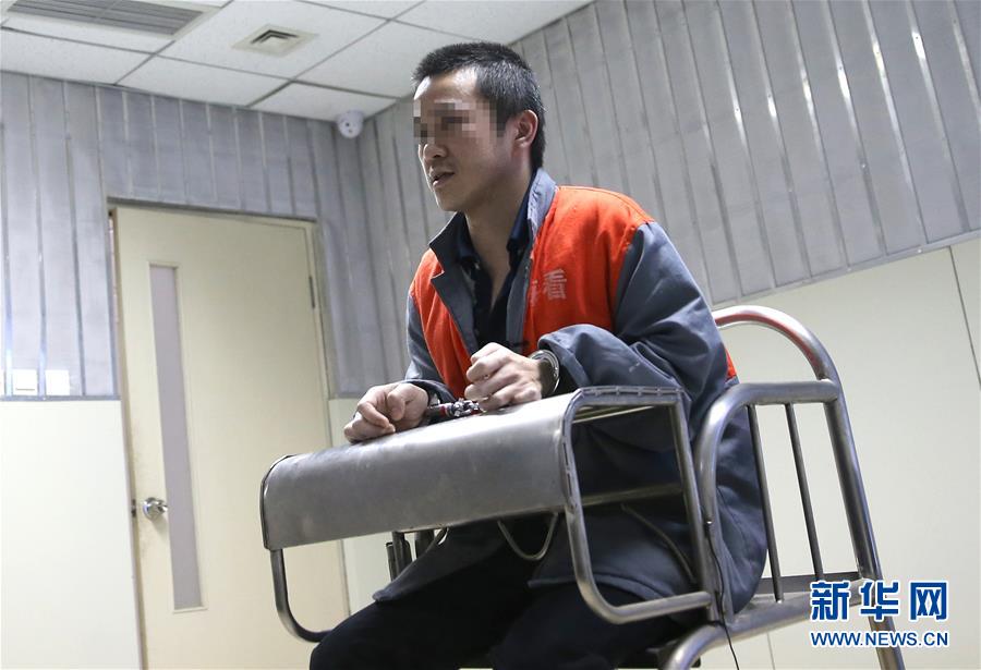 �_������p�_����������