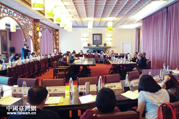 �ڶ��ú��{�ɰ��ż��߷�Փ���F(xi��n)��(ch��ng)