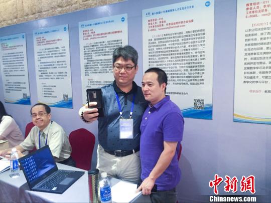 �D��ɰ���Iؓ؟��ǢՄ���Ӱ������������ �z