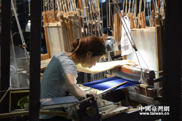 �Ͼ����\�����^