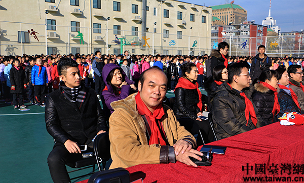 �ɰ�ͬ���y���k���� �h�����������M�^��С�W