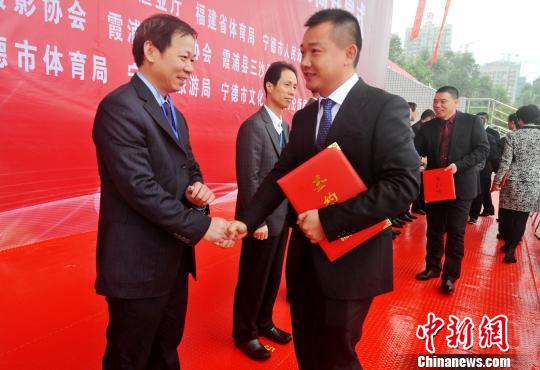 �D���Ŀ���s�F������������ �z