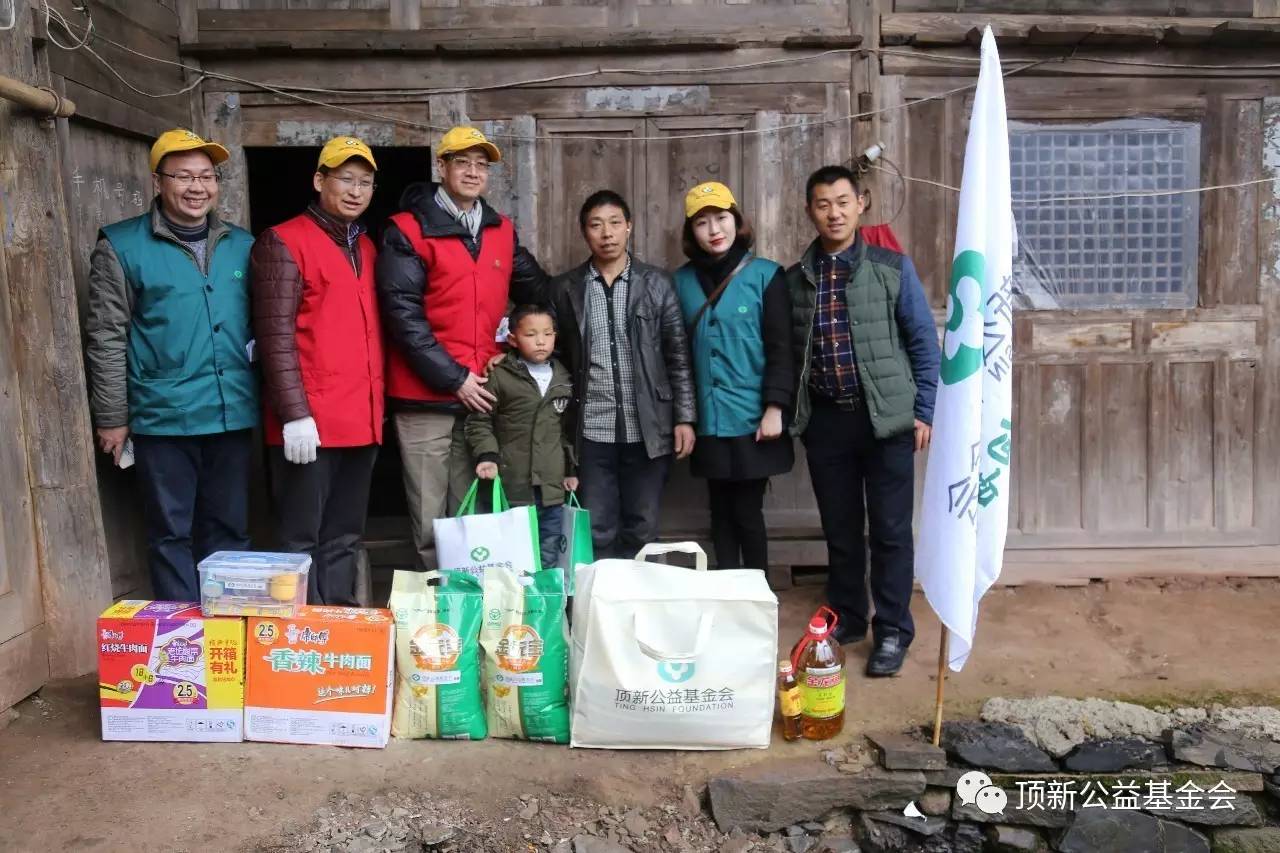 ���䶬�գ���ůͬ�С�����¹�����������ο���M�Еr