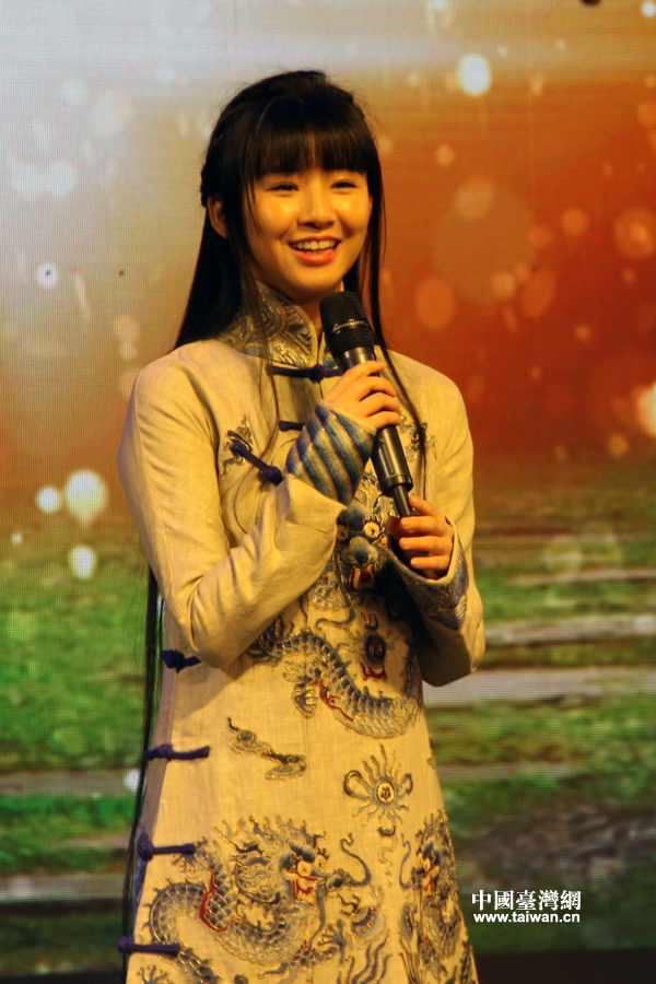 ��ӬF�����ؼ��eС����