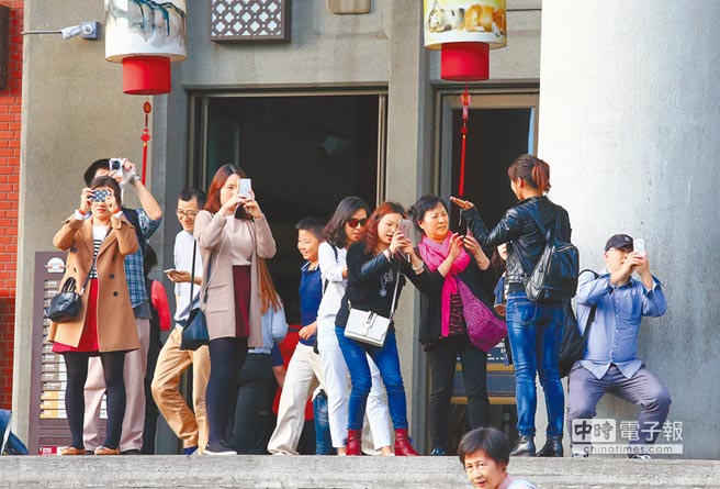 ��Ӣ�������ԁ�(l��i)�����������_(t��i)��(g��)����ꑿʹ�p55%