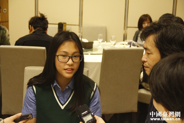 ��6�qСŮ���Ľz·���� �H�Ӊ��ο�����