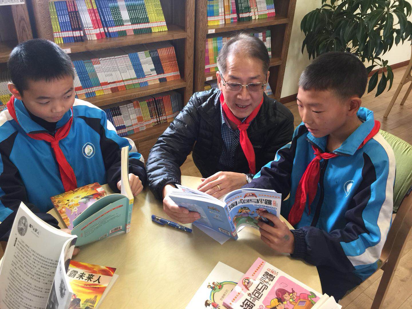 �麢�Ӳ��ω���ĳ����¹�������4�����������D���ҡ� �Ű�����ʹ��