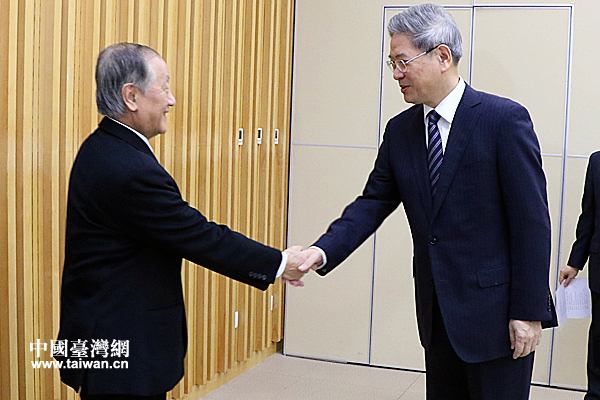 �й������_�������k�����c���h����L���F��Մ