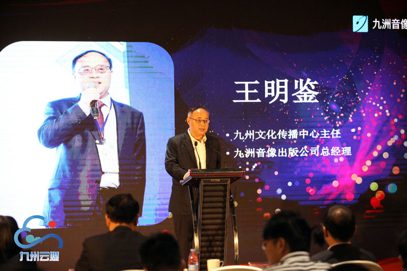 �ɰ������ھ���ӑ�W�j�r���ČW����