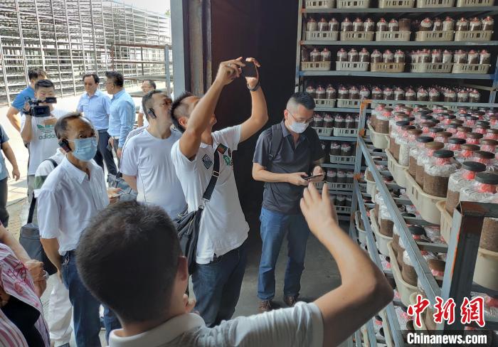 8��27�գ��ڴ��_�̅��^�����_�Y�r(n��ng)�I(y��)��I(y��)�������i �z