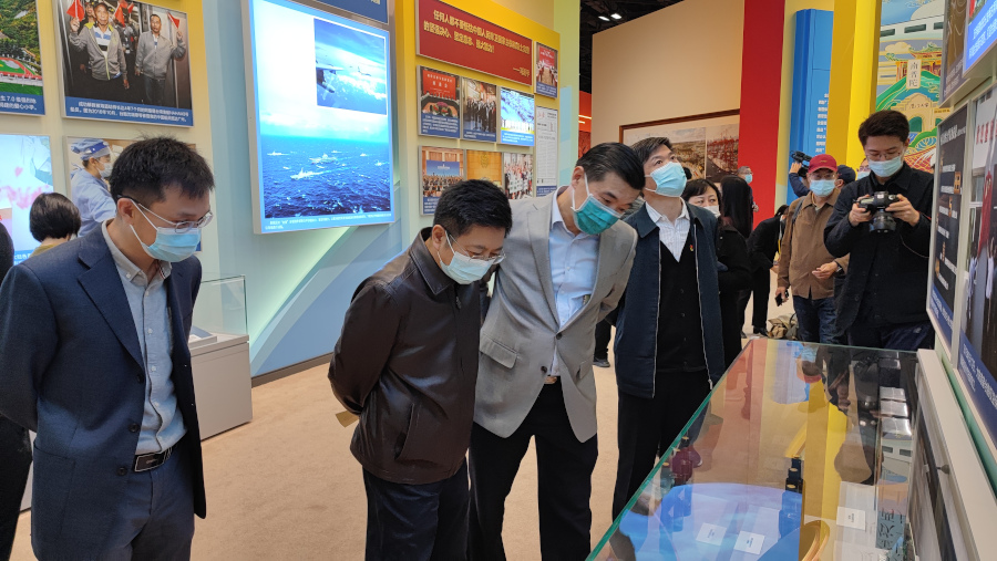 �^�M�r��