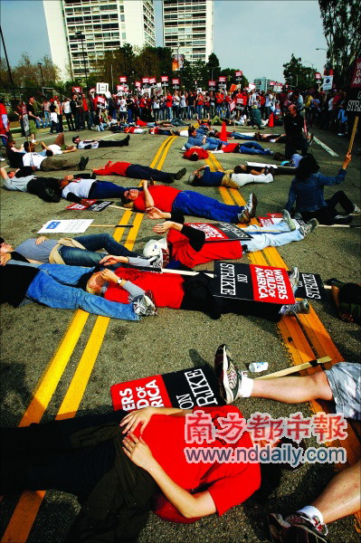 �_�e-����ķ˹Ԯ�T�����υRͣ�ݼ���С����