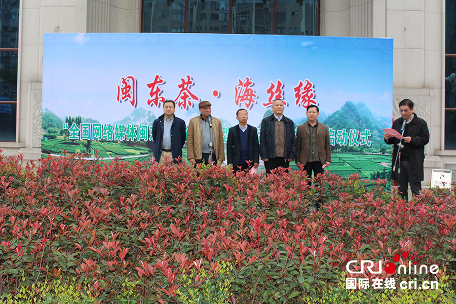 ���}�|���l(xi��ng)�С��_Ļʽ�F(xi��n)��(ch��ng) ���o�� �z