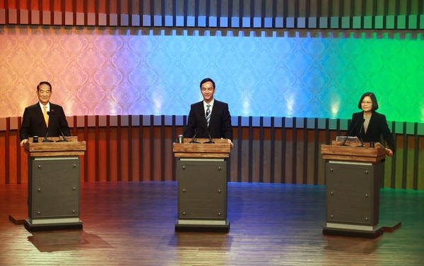 2016�_���؅^�I���ˡ���������x�e�Y���ҕ�