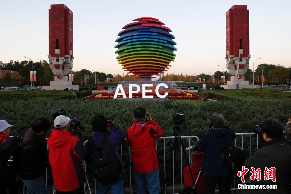 APEC���^�ɱ����¾��c(di��n)