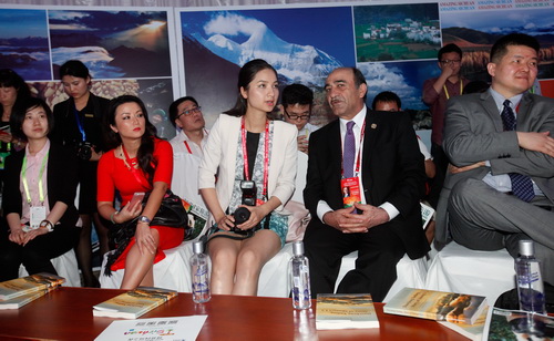 �Ĵ�֮ҹ�F��