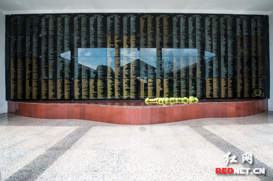 �����Ͽ�������Ѳ�Y�����������䷶���M�w��꠼o���^