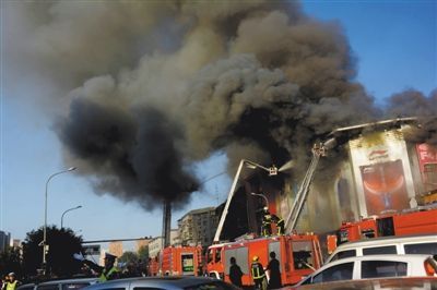 ���գ��O���@ϲ¡���̈�����ĬF���⟟�L�L�����A��l