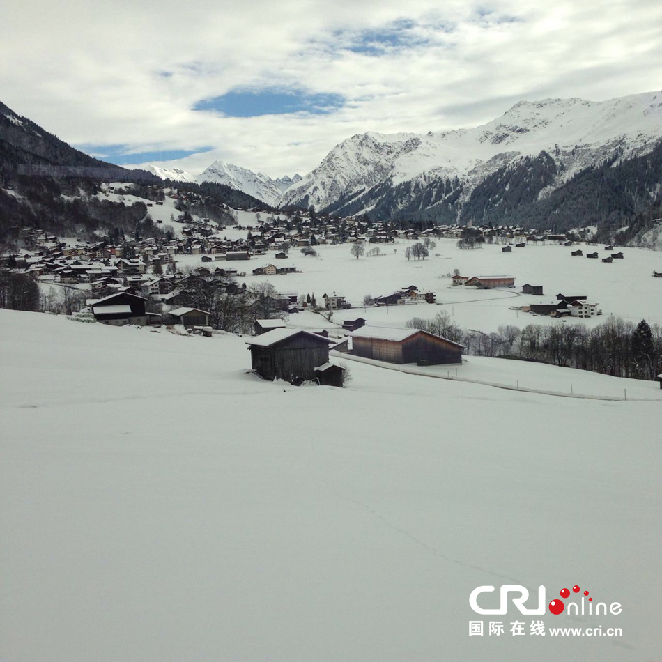 ��ʿý�w�۽���ˏ��_��˹֮��