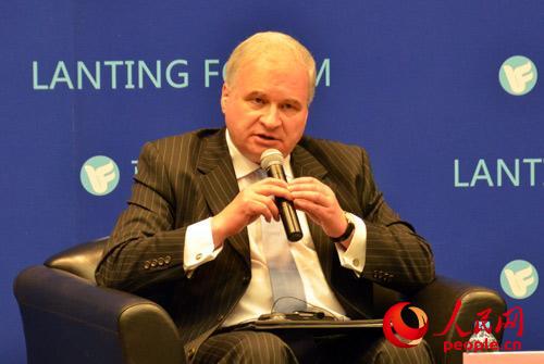 ���v�A��ʹ����������(x��)��ƽ�ǡ��҂������F�Ŀ��ˡ�