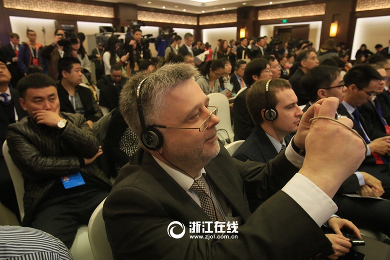 �۽��p��ʢ��