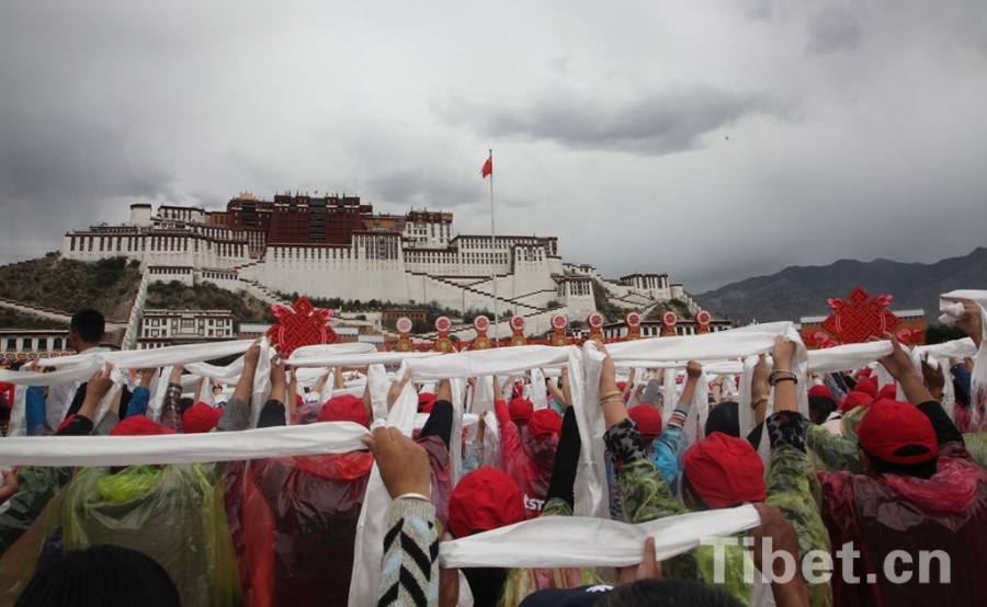 �����B�ġ�ˇ�g�F���M����