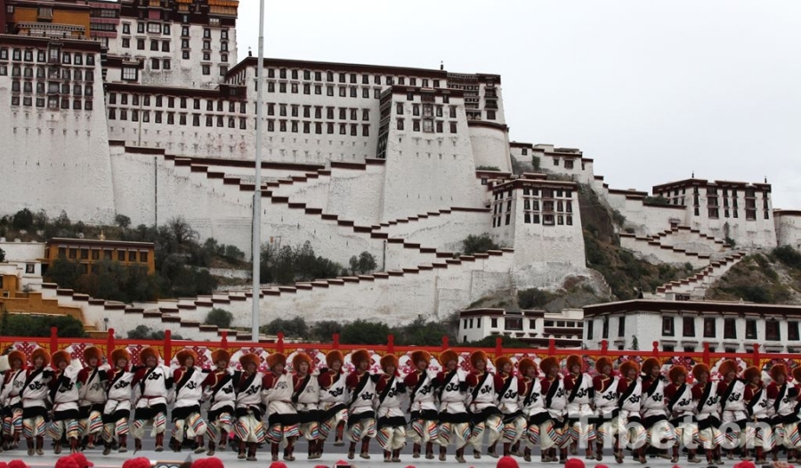 �����B�ġ�ˇ�g�F���M����