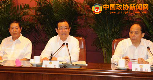 ȫ����ʡ���������f�ڶ�ʮ�Ĵι����������h24���ں�����ʡ�����I���e�С��й��������ξ�ί�T��ȫ�����f����ϯ������ϯ���h���vԒ�� ����ϼ �z