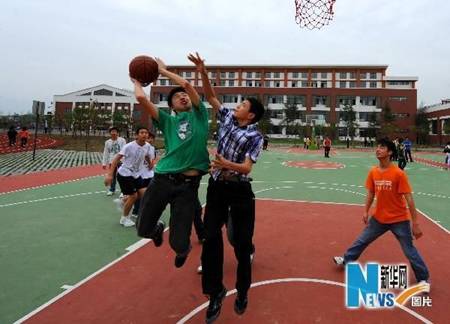 �봨�ؽ�:��õĽ����ǌWУ(�D)