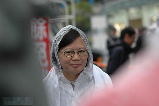 �M�D��ץ�����M(j��n)�h��ϯ��Ӣ�ĵ����˱���